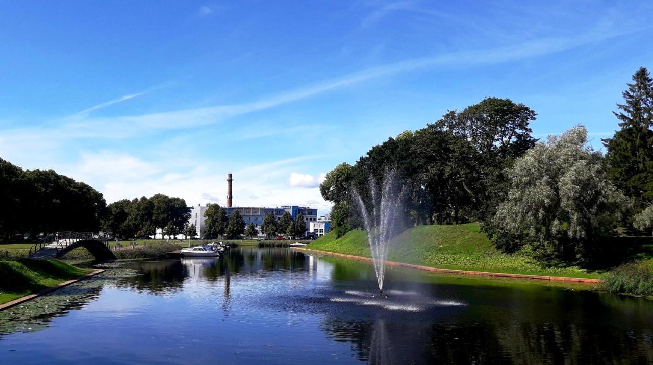 Ohtu Poik Majutus Lägenhet Pärnu Exteriör bild